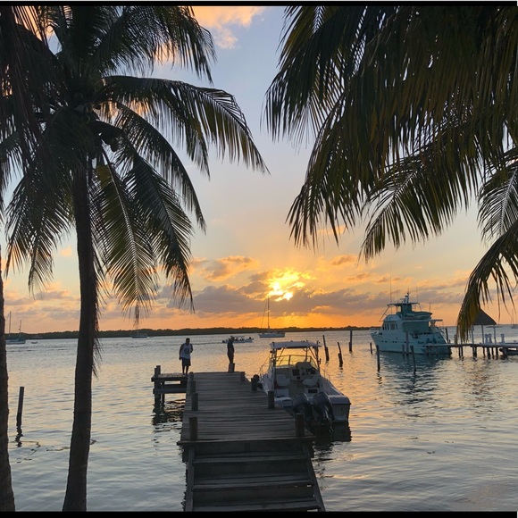 ~*MEET THE POSHER*~ - Picture 7 of 8